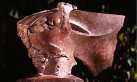Gigi Guadagnucci(I) “Guerriero” (travertino Iraniano, cm.80x23xx64h)
